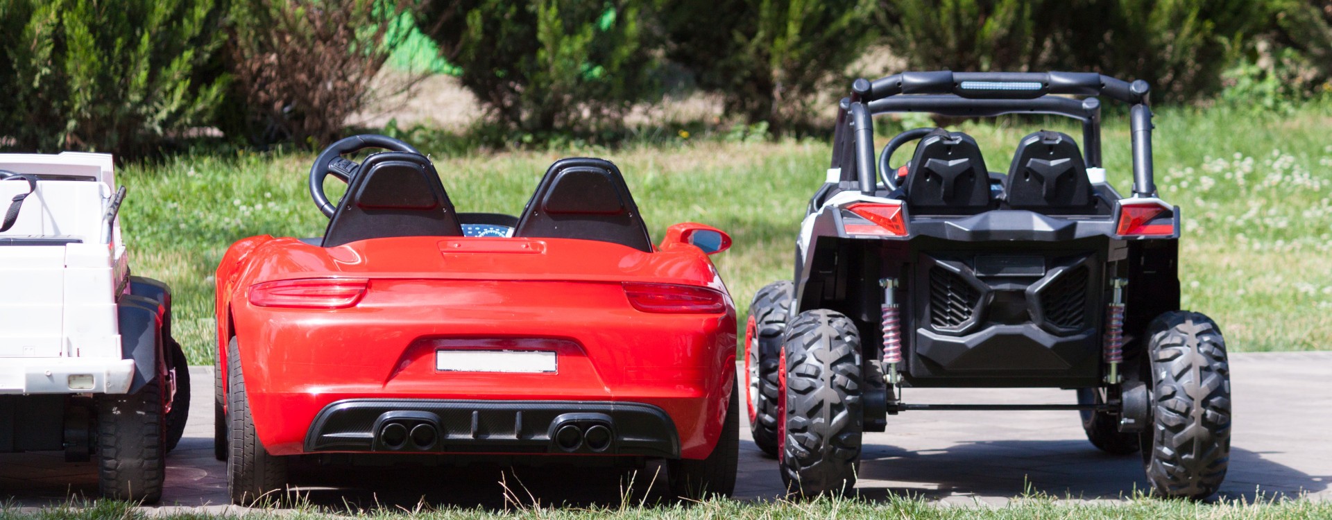Scopri di più sull'articolo Auto e Moto elettriche per bambini su Paeseshop.it